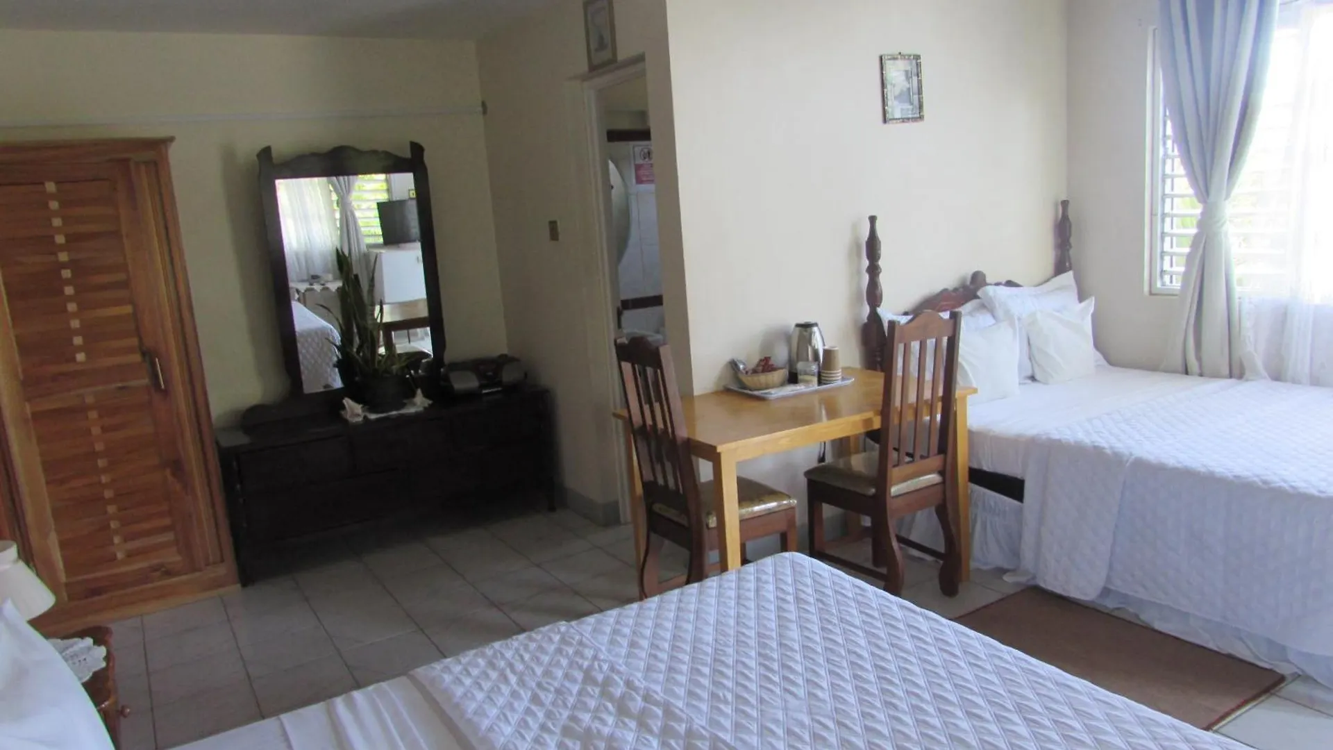 Hotel Nelsons Retreat Negril 0*,