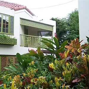 seasplash-resort.comcaribbean.com/